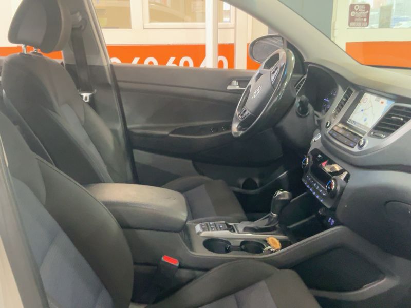 Hyundai Tucson 1.7 CRDi Style 2WD 2018 – снимка 16