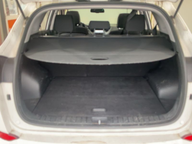 Hyundai Tucson 1.7 CRDi Style 2WD 2018 – снимка 15