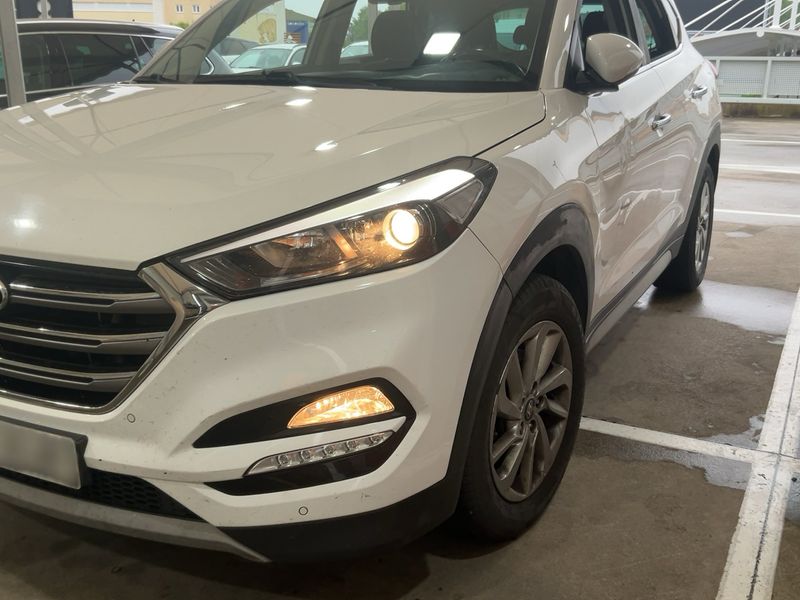 Hyundai Tucson 1.7 CRDi Style 2WD 2018 – снимка 2