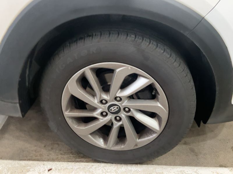 Hyundai Tucson 1.7 CRDi Style 2WD 2018 – снимка 11