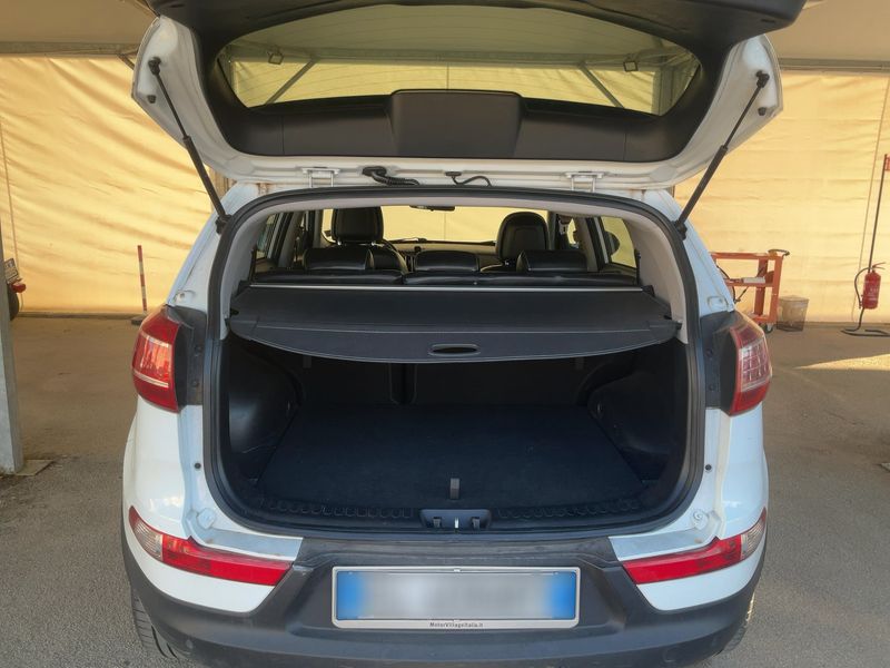 Kia Sportage 1.7 CRDi Plus 2WD 2012 – снимка 15