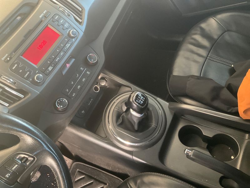 Kia Sportage 1.7 CRDi Plus 2WD 2012 – снимка 30
