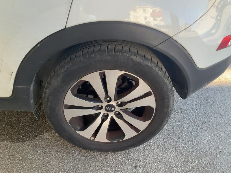 Kia Sportage 1.7 CRDi Plus 2WD 2012 – снимка 5