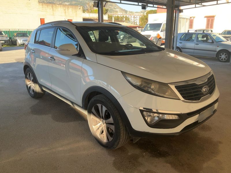 Kia Sportage 1.7 CRDi Plus 2WD 2012 – снимка 12