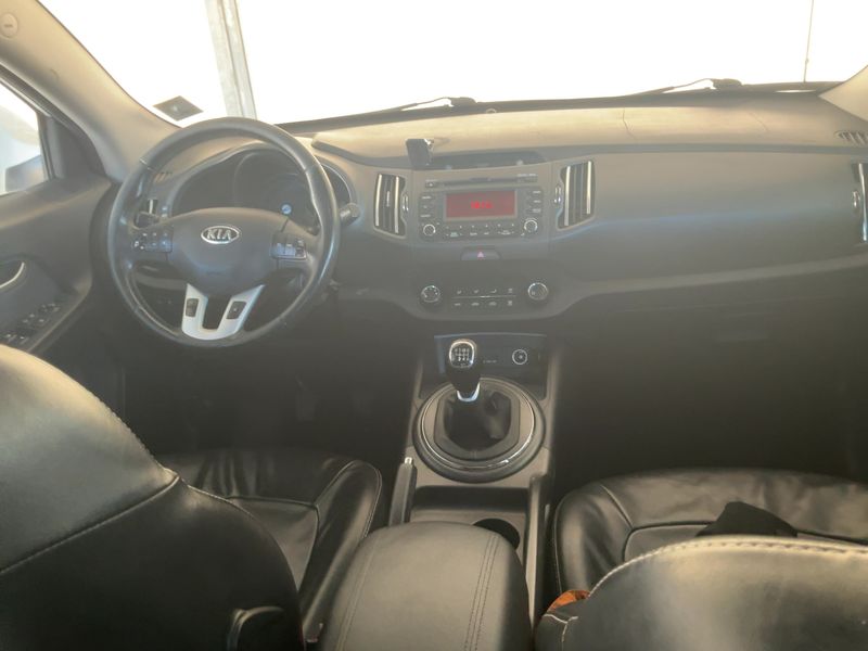 Kia Sportage 1.7 CRDi Plus 2WD 2012 – снимка 17