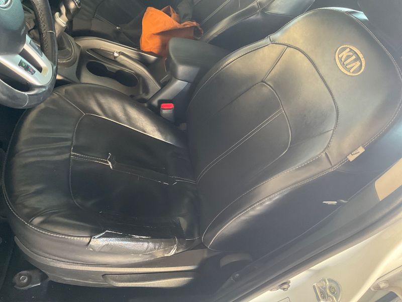 Kia Sportage 1.7 CRDi Plus 2WD 2012 – снимка 28