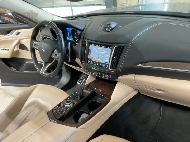 Maserati Levante 3.0 V6 TwinTurbo Gran Lusso Q4 2019 – снимка 17