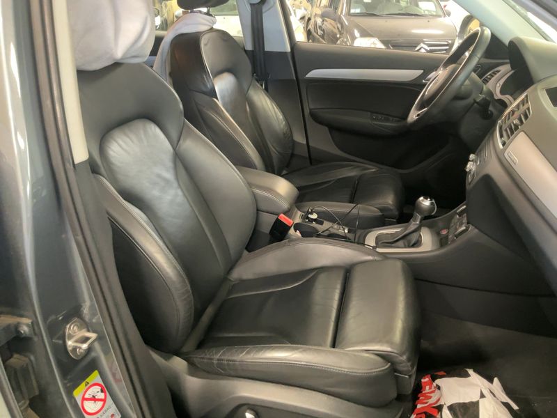 Audi Q3 2.0 TFSI quattro Sport 2015 – снимка 16