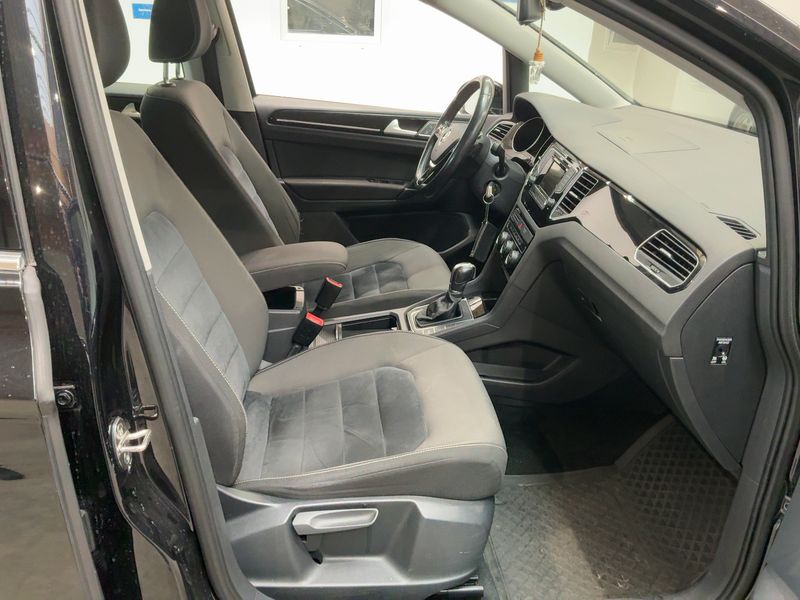Volkswagen Golf VII Sportsvan 2.0 TDI Highline BlueMotion Tech 2014 – снимка 16
