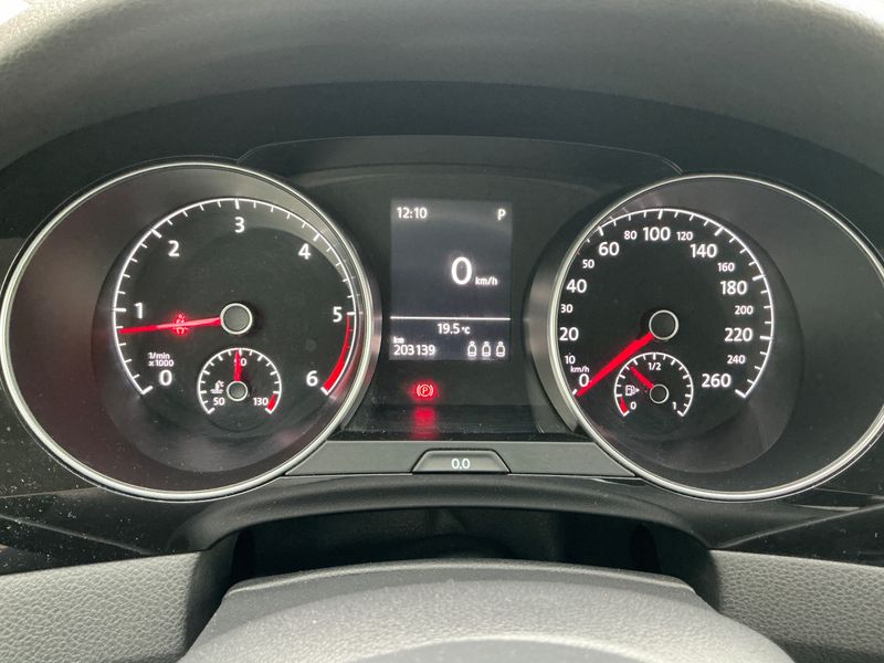 Volkswagen Golf VII Sportsvan 2.0 TDI Highline BlueMotion Tech 2014 – снимка 18