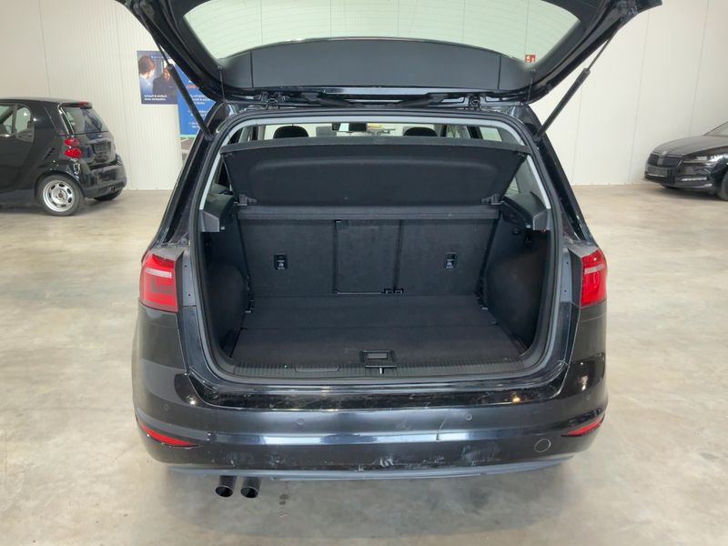 Volkswagen Golf VII Sportsvan 2.0 TDI Highline BlueMotion Tech 2014 – снимка 15