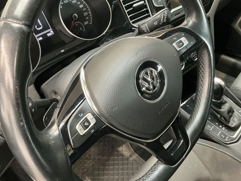 Volkswagen Golf VII Sportsvan 2.0 TDI Highline BlueMotion Tech 2014 – снимка 38