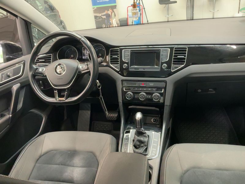 Volkswagen Golf VII Sportsvan 2.0 TDI Highline BlueMotion Tech 2014 – снимка 17