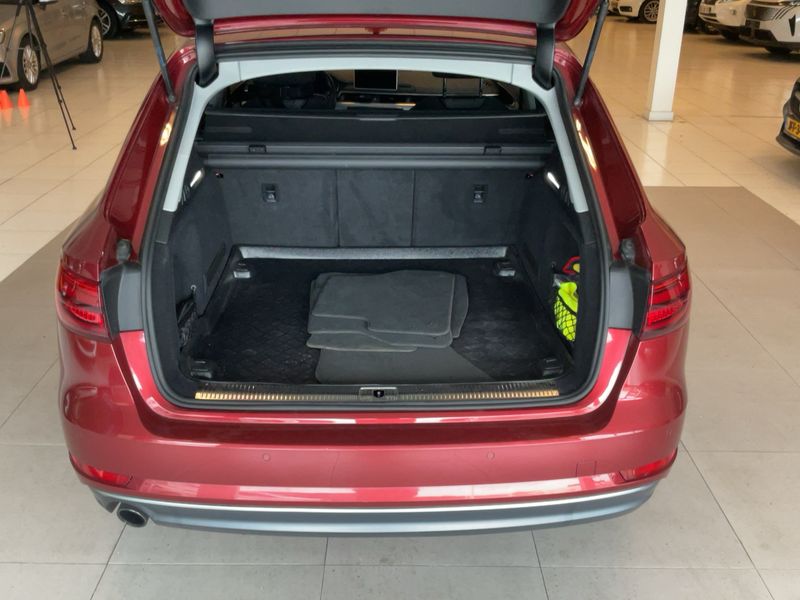 Audi A4 1.4 TFSI ACT Sport 2018 – снимка 15