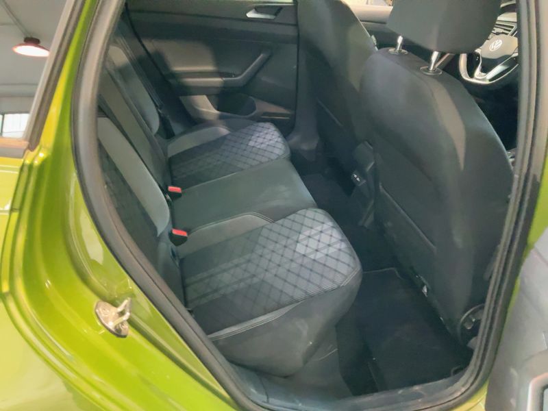 Volkswagen Taigo 1.5 TSI ACT R-Line 2023 – снимка 19