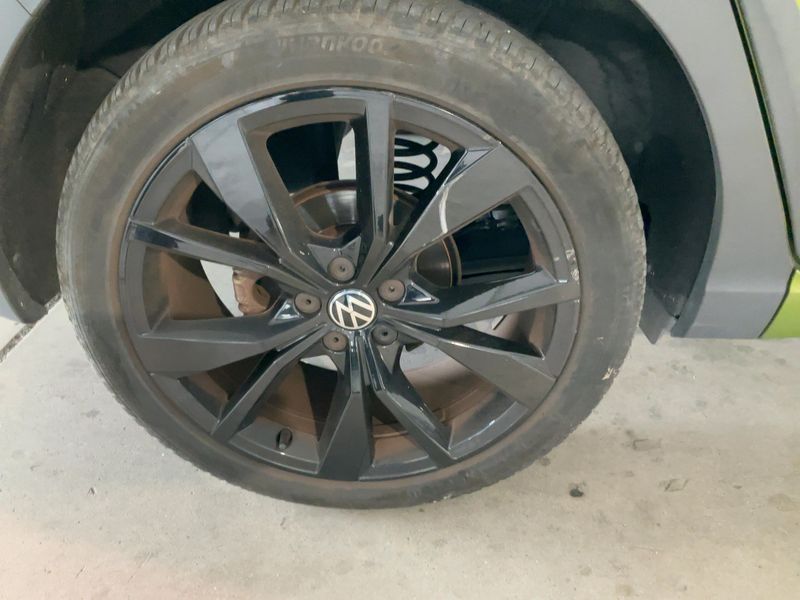 Volkswagen Taigo 1.5 TSI ACT R-Line 2023 – снимка 9