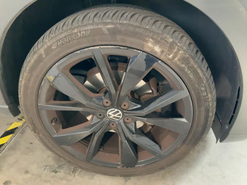 Volkswagen Taigo 1.5 TSI ACT R-Line 2023 – снимка 11