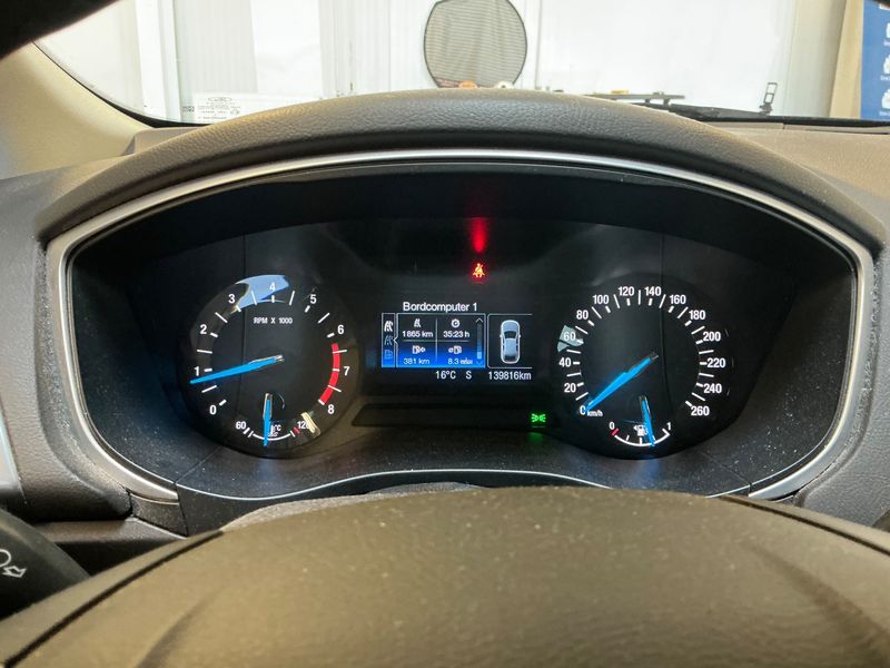 Ford Mondeo 1.5 EcoBoost Business Edition 2018 – снимка 18