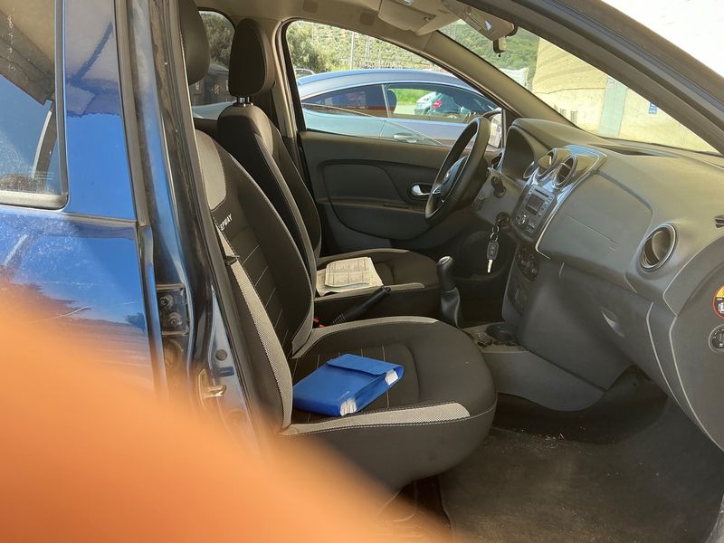Dacia Sandero 1.5 dCi Stepway 2017 – снимка 16