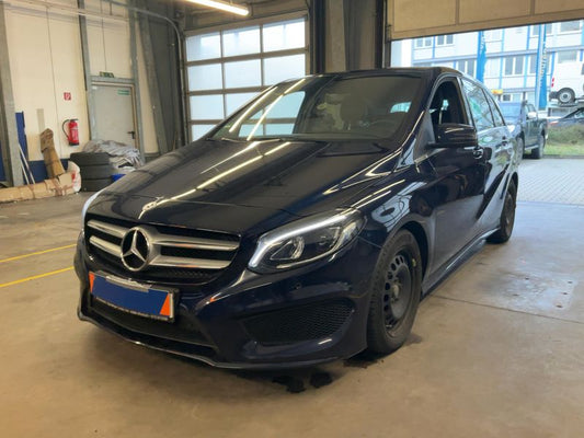 Mercedes-Benz B-Klasse B 180 AMG Line 2018 – снимка 1