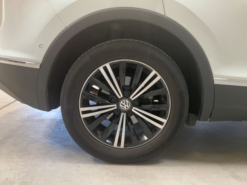 Volkswagen Tiguan 1.5 TSI ACT Carat Exclusive BlueMotion Tech 2019 – снимка 9