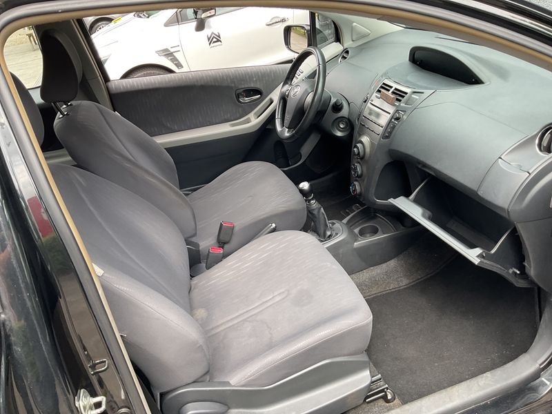 Toyota Yaris 1.33 Dual VVT-i Sol 2009 – снимка 3
