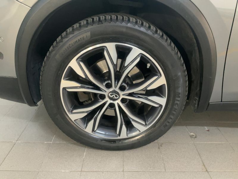 Infiniti QX30 2.2 Diesel Premium 2017 – снимка 3