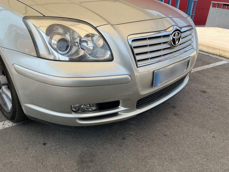 Toyota Avensis 2.0 Executive 2003 – снимка 27