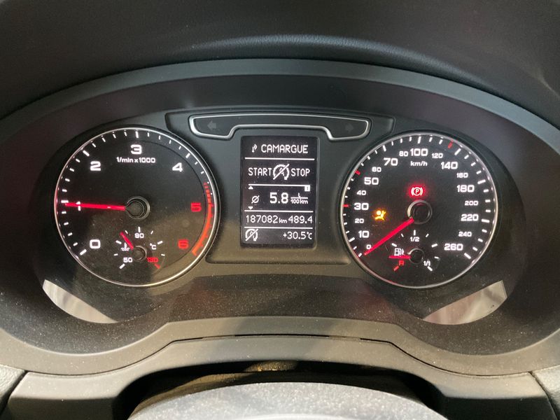 Audi Q3 2.0 TDI Ambiente 2013 – снимка 18