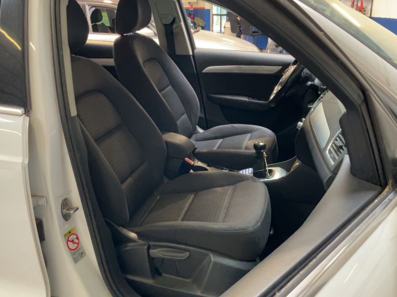 Audi Q3 2.0 TDI Ambiente 2013 – снимка 16