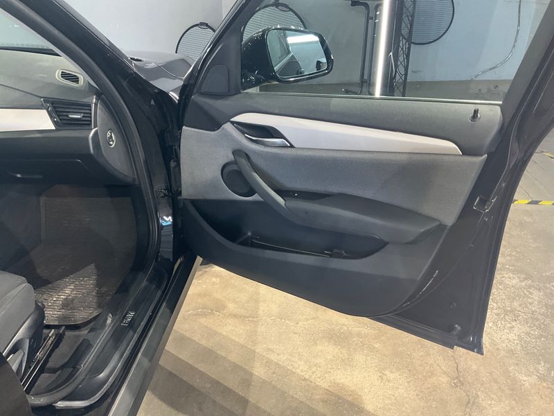 BMW X1 sDrive 18i 2015 – снимка 26
