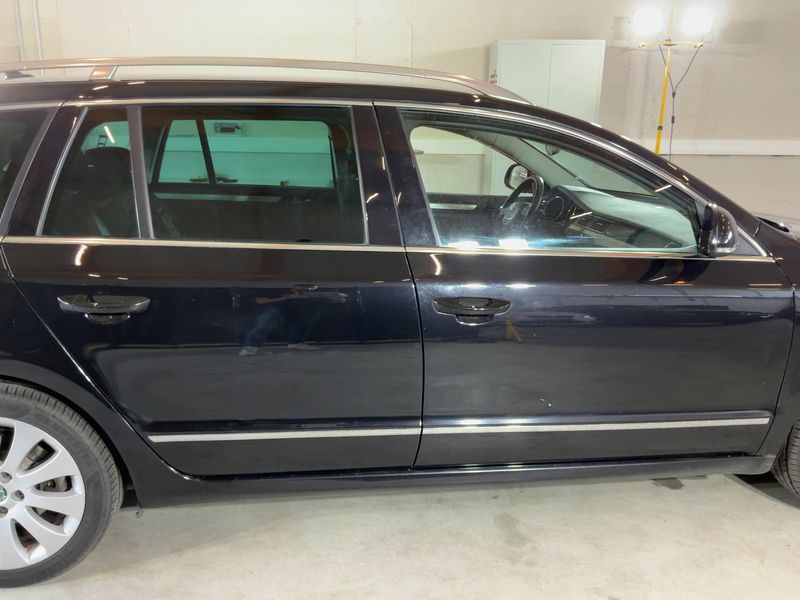Skoda Superb 2.0 TDI Elegance 2013 – снимка 10