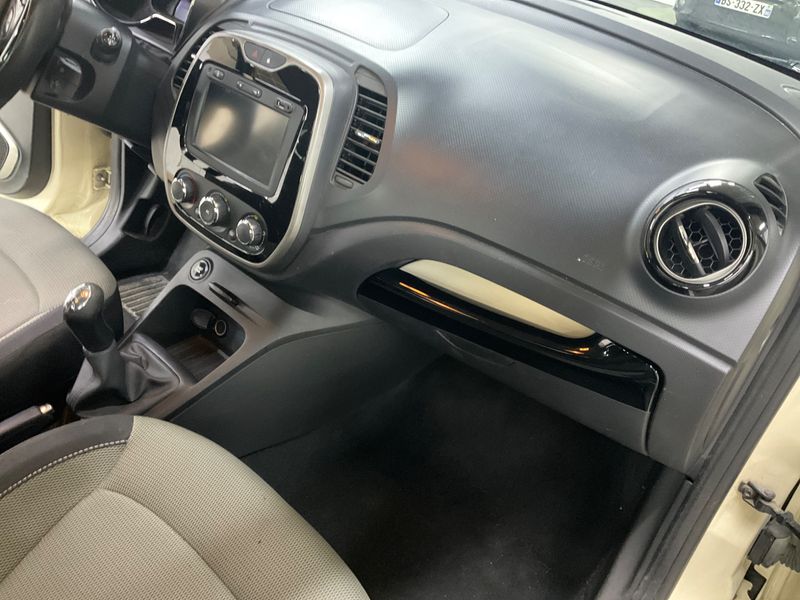 Renault Captur 1.5 dCi Energy Business Eco2 2014 – снимка 29