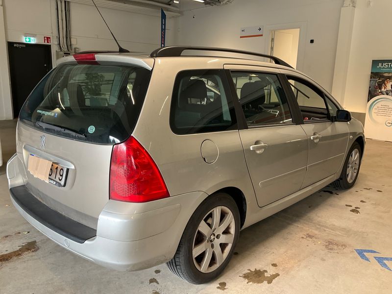 Peugeot 307 1.6 Break Tendance 2008 – снимка 2