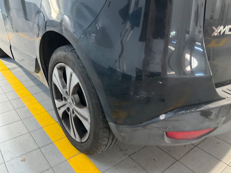 Renault Scenic 1.5 dCi Dynamique 2011 – снимка 35