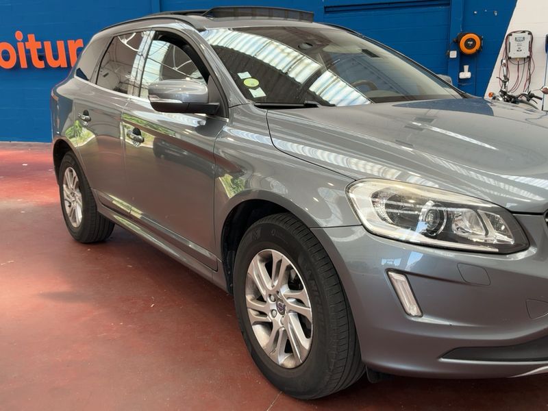 Volvo XC60 2.4 D4 Momentum AWD 2015 – снимка 12