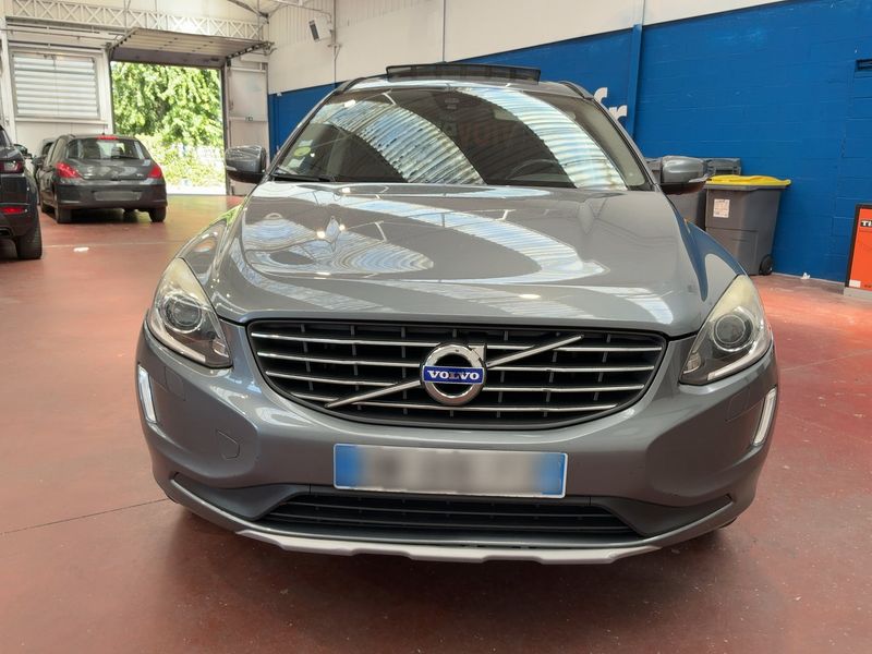 Volvo XC60 2.4 D4 Momentum AWD 2015 – снимка 14
