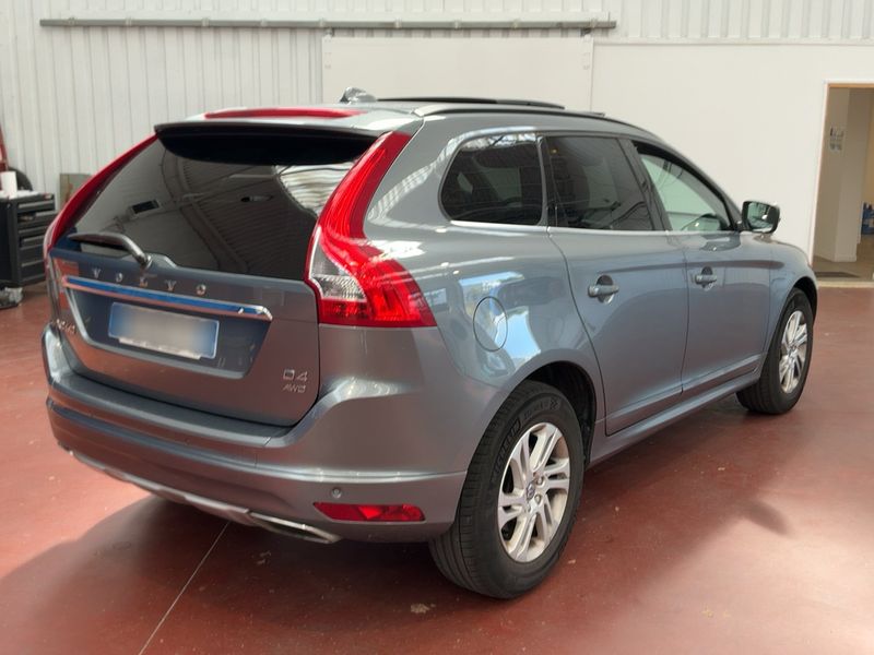 Volvo XC60 2.4 D4 Momentum AWD 2015 – снимка 8