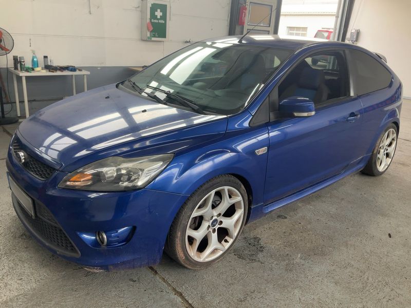 Ford Focus 2.5 ST 2010 – снимка 2