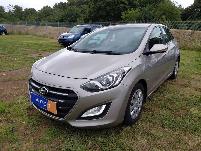 Hyundai i30 1.6 CRDi Trend blue 2016 – снимка 1