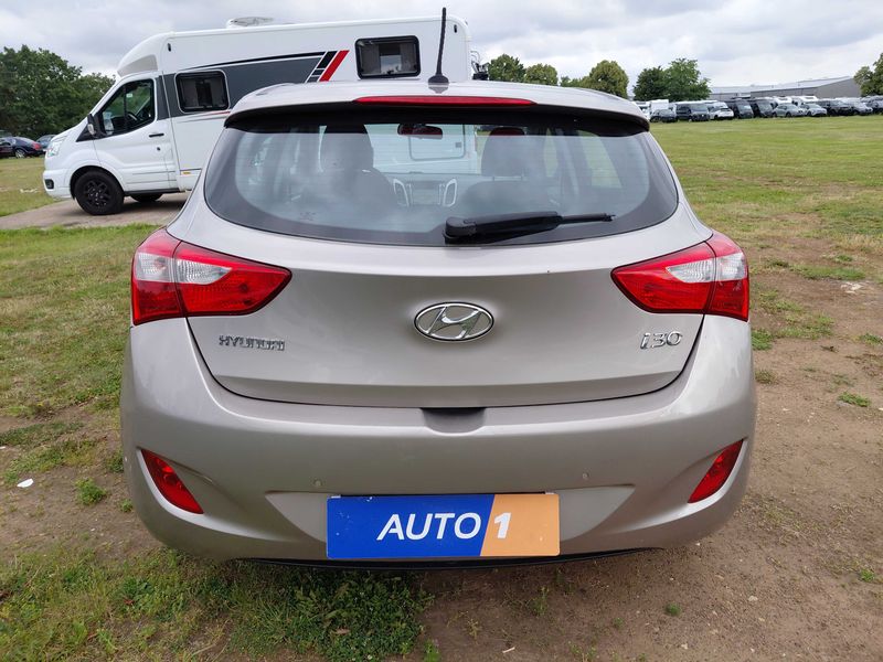 Hyundai i30 1.6 CRDi Trend blue 2016 – снимка 4