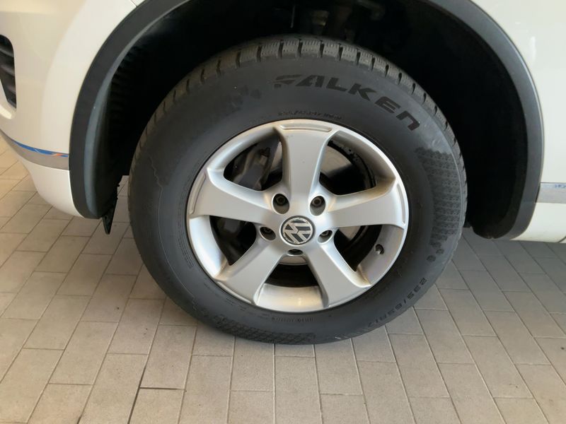Volkswagen Touareg 3.0 V6 TDI Terrain Tech BlueMotion Tech 2015 – снимка 3