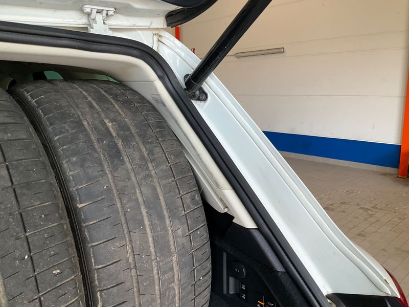 Volkswagen Touareg 3.0 V6 TDI Terrain Tech BlueMotion Tech 2015 – снимка 27