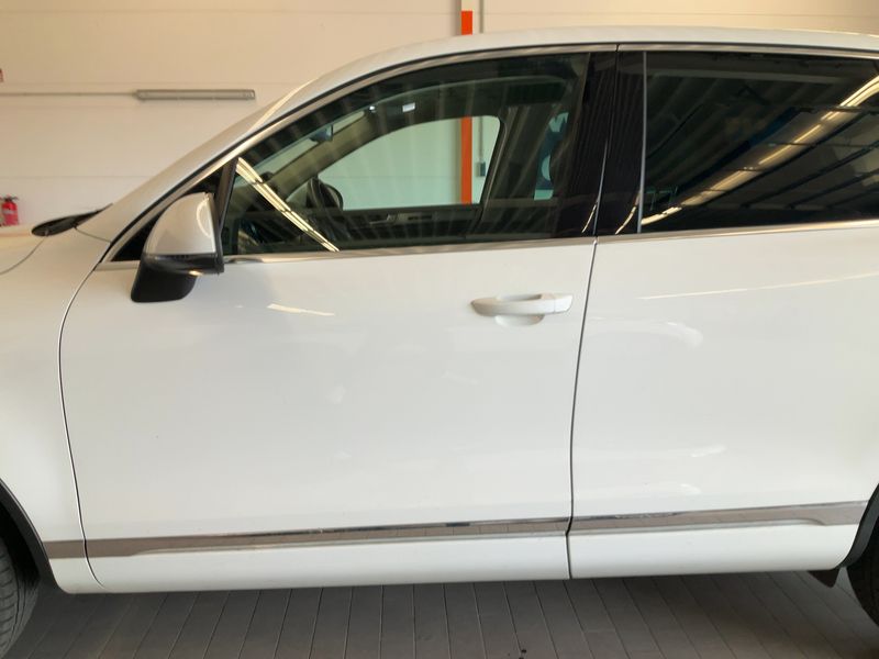Volkswagen Touareg 3.0 V6 TDI Terrain Tech BlueMotion Tech 2015 – снимка 4