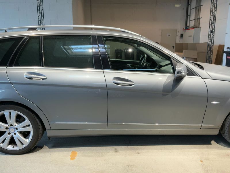 Mercedes-Benz C-Klasse C 250 CGI T BlueEfficiency Avantgarde 2010 – снимка 10