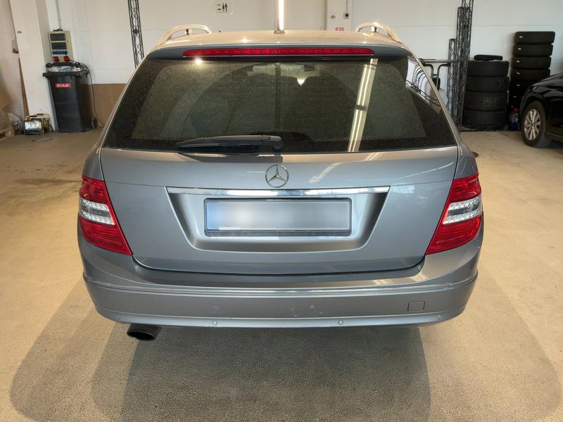 Mercedes-Benz C-Klasse C 250 CGI T BlueEfficiency Avantgarde 2010 – снимка 7