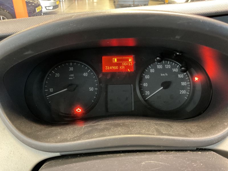 Opel Vivaro 2.0 CDTI Kasten L1H1 2,7t 2011 – снимка 4