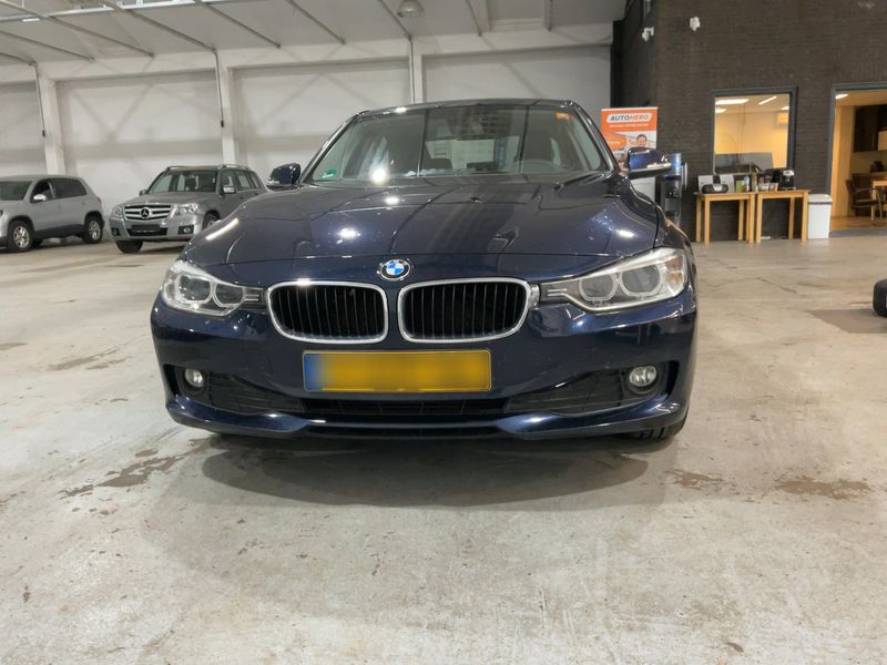 BMW 3er 320d EfficientDynamics Edition 2013 – снимка 14