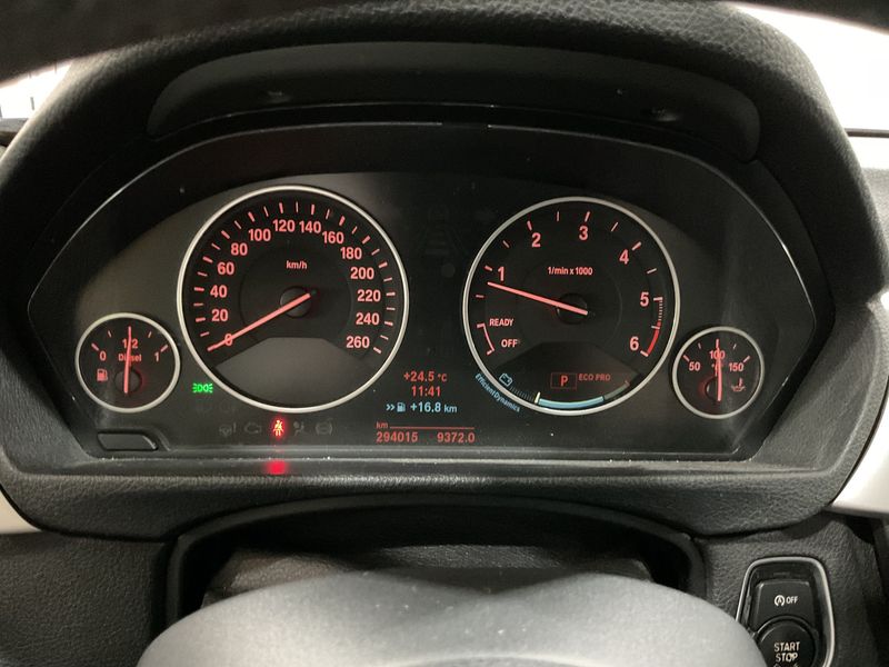 BMW 3er 320d EfficientDynamics Edition 2013 – снимка 19