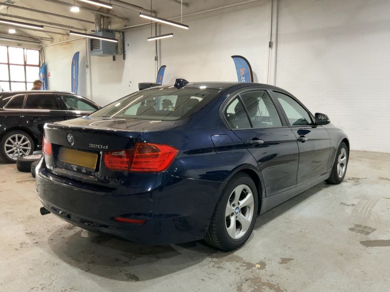 BMW 3er 320d EfficientDynamics Edition 2013 – снимка 8